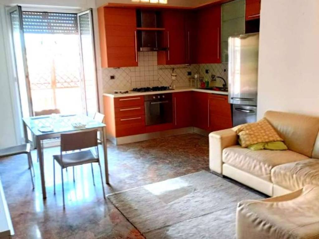 appartamento in vendita a Roma in zona Ostia