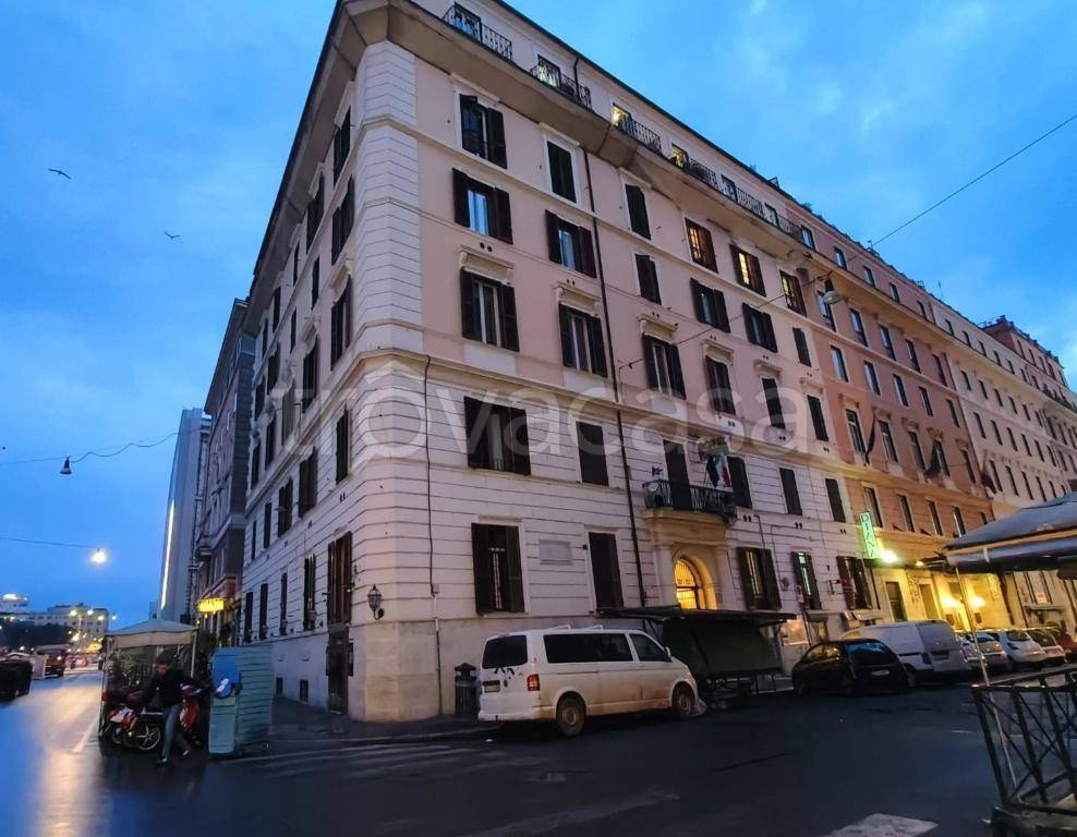 appartamento in vendita a Roma in zona Esquilino