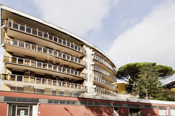 appartamento in vendita a Roma in zona Gianicolense