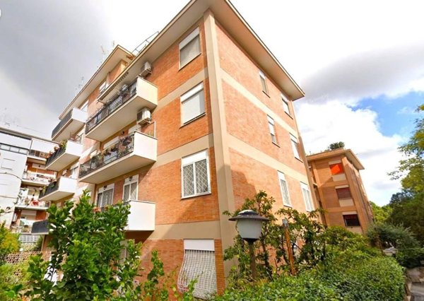 appartamento in vendita a Roma in zona Gianicolense