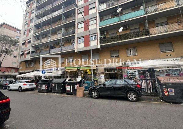 appartamento in vendita a Roma in zona Don Bosco