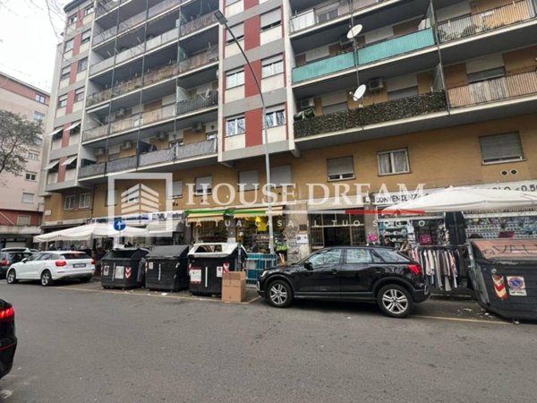 appartamento in vendita a Roma in zona Don Bosco