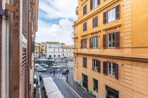 appartamento in vendita a Roma in zona Trastevere