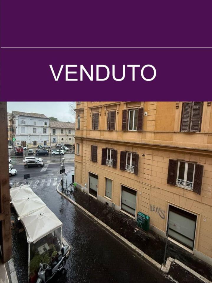 appartamento in vendita a Roma in zona Trastevere