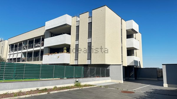appartamento in vendita a Roma in zona Tor Cervara