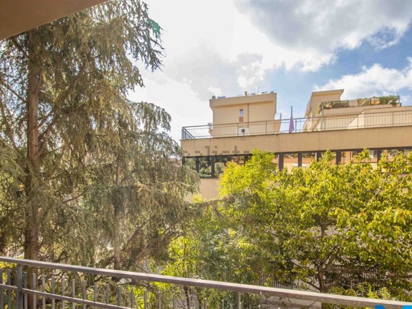 appartamento in vendita a Roma in zona Giuliano Dalmata