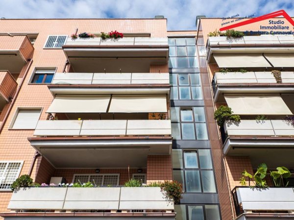 appartamento in vendita a Roma in zona Casal Palocco