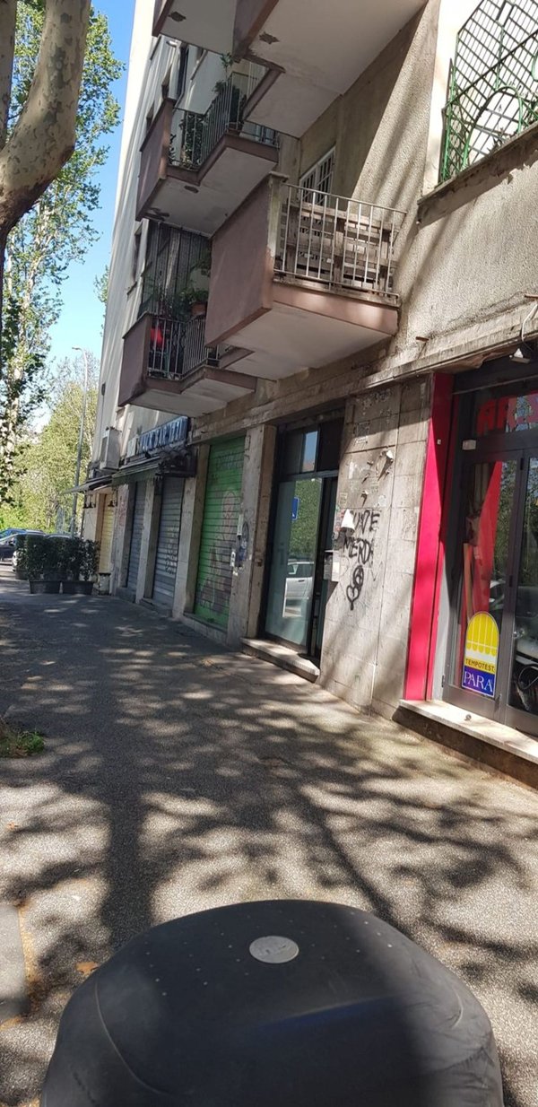 ufficio in vendita a Roma in zona Monte Sacro/Talenti