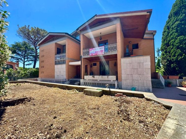 casa indipendente in vendita a Roma in zona Mezzocammino
