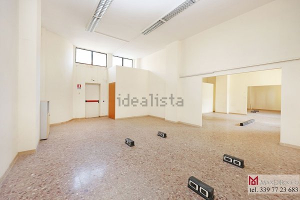 ufficio in vendita a Roma in zona Ostiense