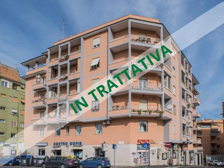 appartamento in vendita a Roma in zona Primavalle
