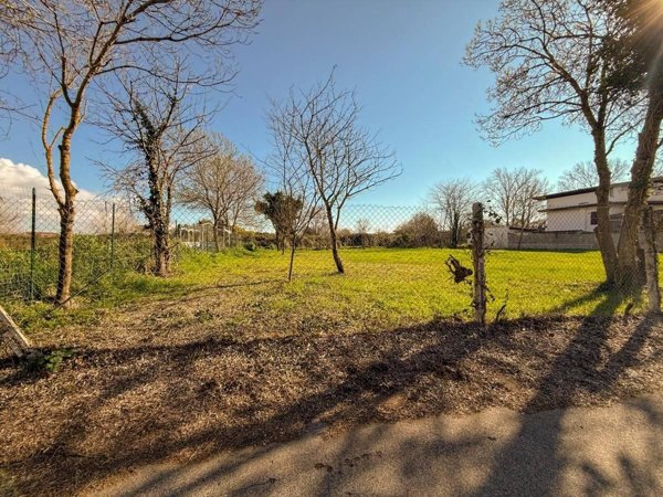 terreno agricolo in vendita a Roma in zona Infernetto