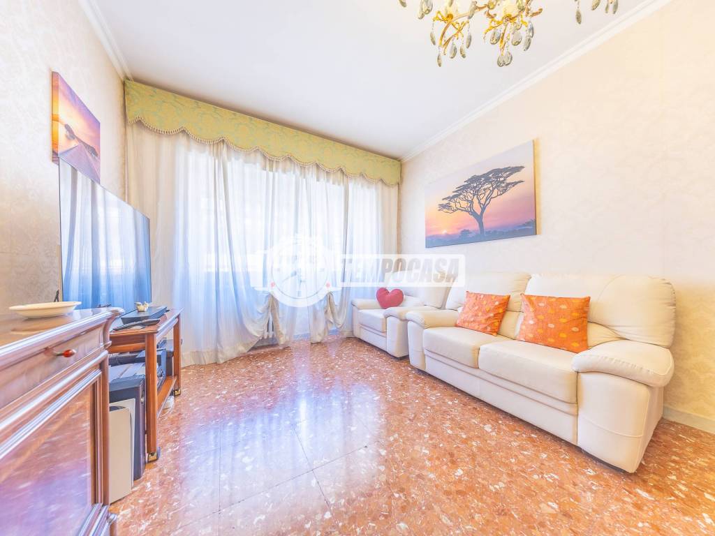 appartamento in vendita a Roma in zona Cinecittà