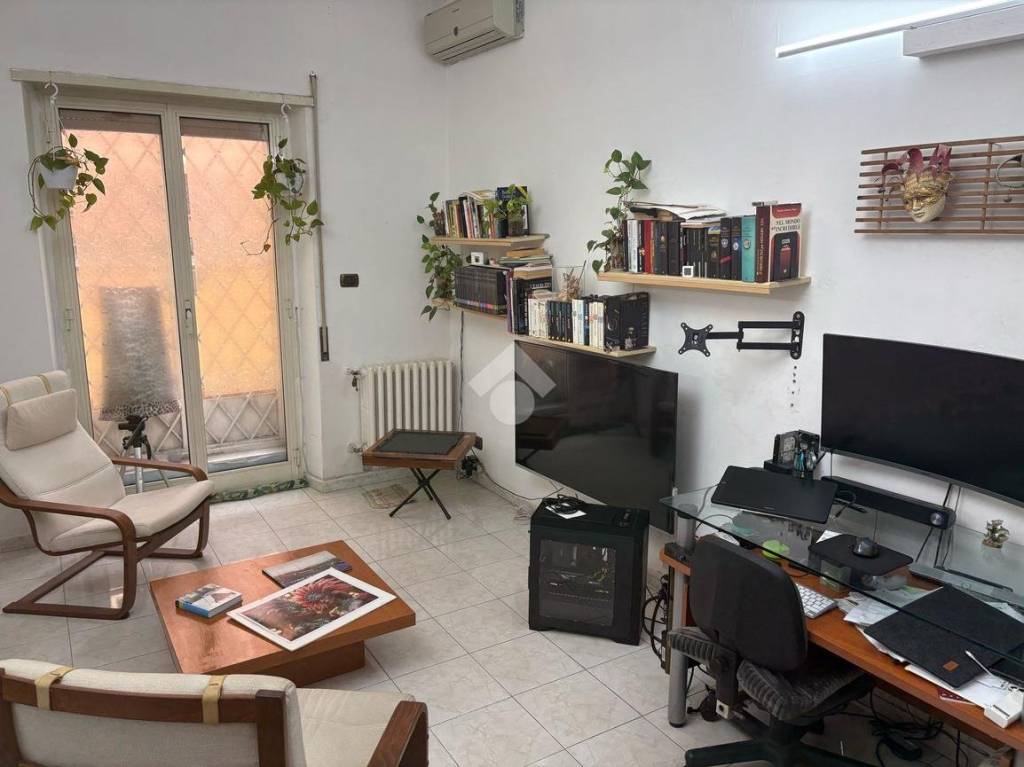appartamento in vendita a Roma in zona Portuense