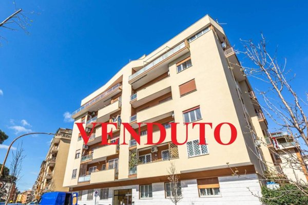 appartamento in vendita a Roma in zona Aurelio