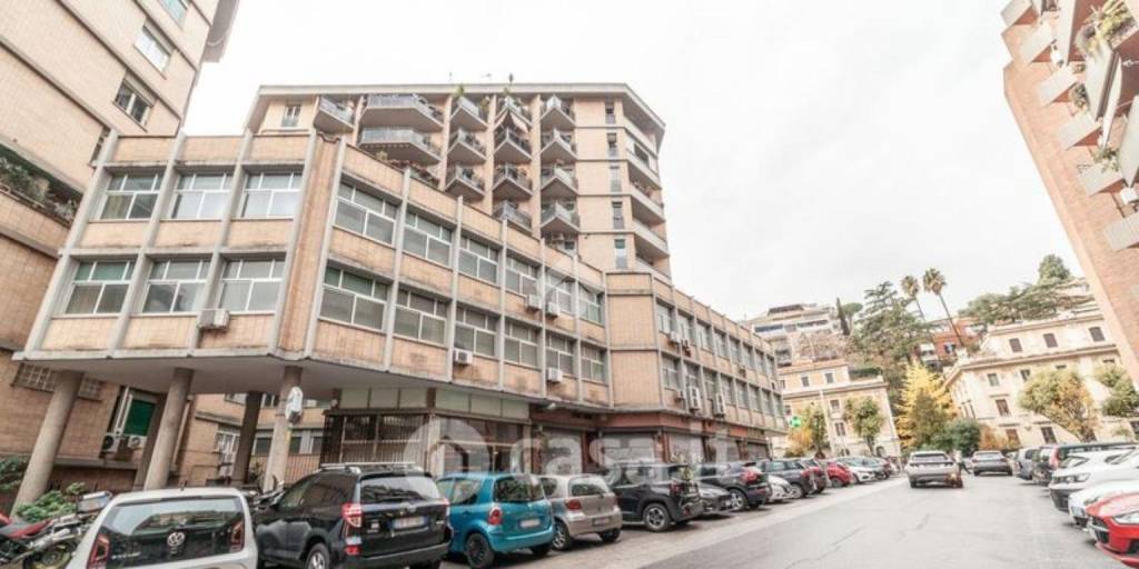 appartamento in vendita a Roma in zona Gianicolense