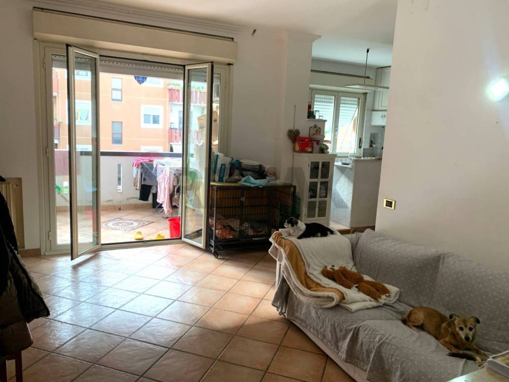 appartamento in vendita a Roma in zona Ostia