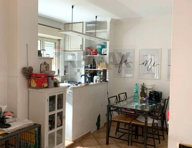 appartamento in vendita a Roma in zona Ostia