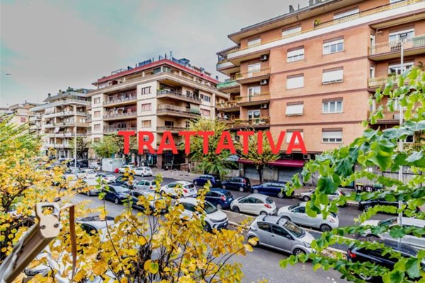 appartamento in vendita a Roma in zona Ostia