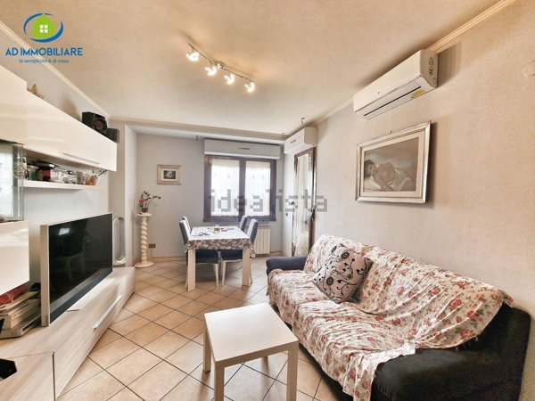 appartamento in vendita a Roma in zona Tor Cervara