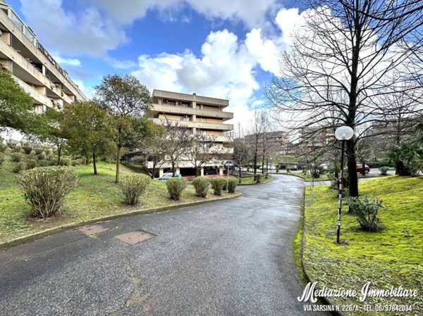 appartamento in vendita a Roma in zona Acilia