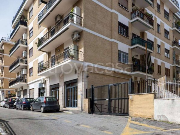 appartamento in vendita a Roma in zona Portuense