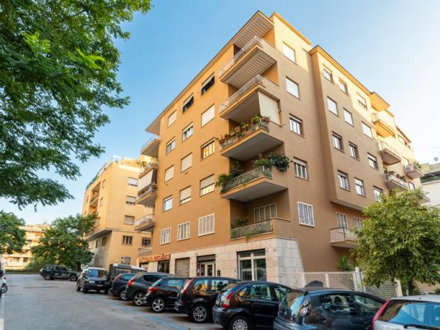appartamento in vendita a Roma in zona Appio Latino