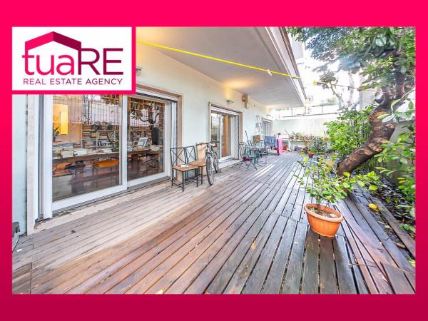 appartamento in vendita a Roma in zona Ostiense