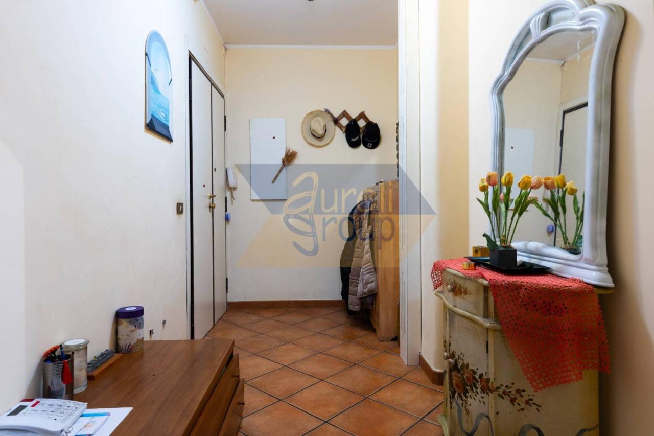 appartamento in vendita a Roma in zona Tuscolano