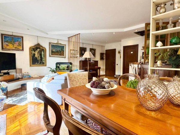 casa indipendente in vendita a Roma in zona Torre Gaia