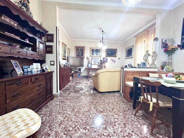 casa indipendente in vendita a Roma in zona Ostia