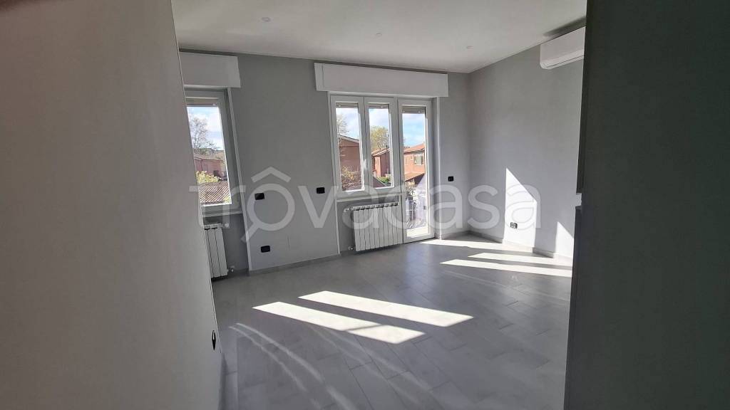 appartamento in vendita a Roma in zona Acilia