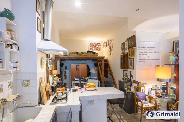 appartamento in vendita a Roma in zona Ardeatino