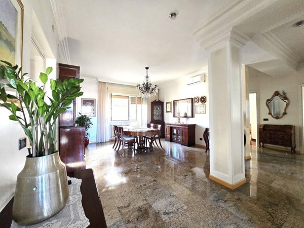 appartamento in vendita a Roma in zona Romanina