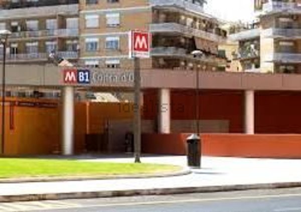 locale commerciale in vendita a Roma in zona Monte Sacro/Talenti