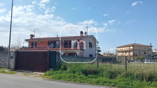 appartamento in vendita a Roma in zona Collatino
