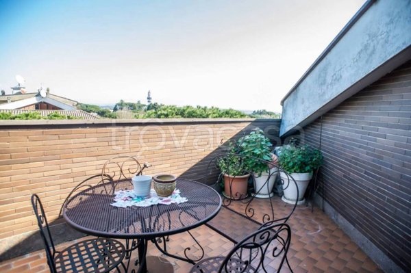 appartamento in vendita a Roma in zona Tor di Quinto
