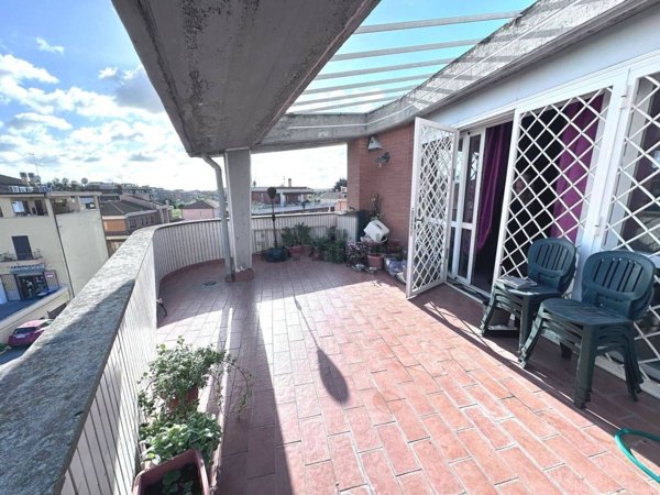 appartamento in vendita a Roma in zona Aurelio