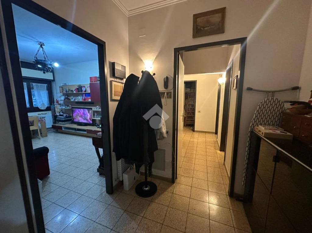 appartamento in vendita a Roma in zona Ostiense
