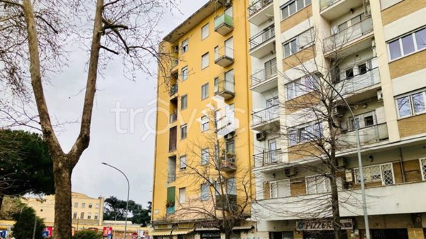 appartamento in vendita a Roma in zona Cinecittà