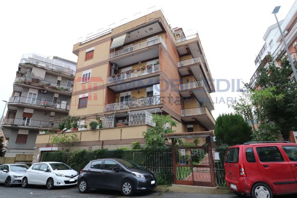 appartamento in vendita a Roma in zona Aurelio