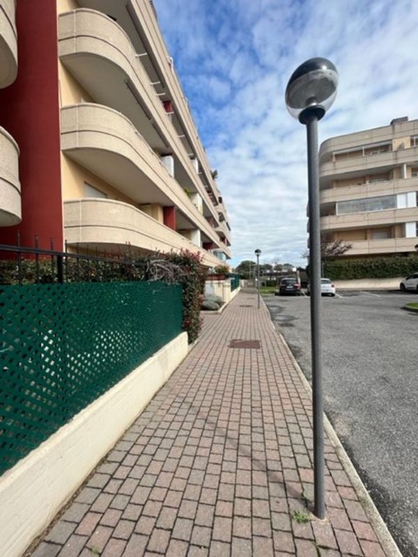 appartamento in vendita a Roma in zona Selva Candida