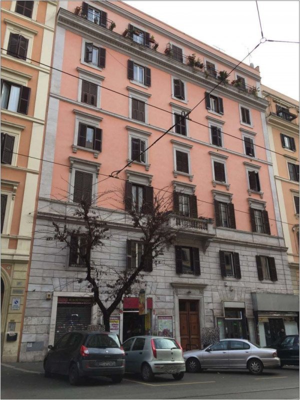 appartamento in vendita a Roma in zona Esquilino