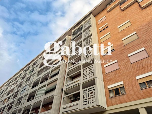 appartamento in vendita a Roma in zona Collatino