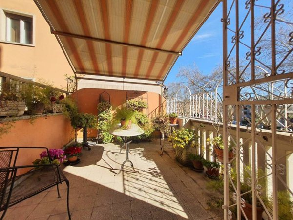 appartamento in vendita a Roma in zona Gianicolense