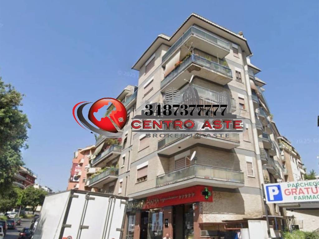 appartamento in vendita a Roma in zona Aurelio