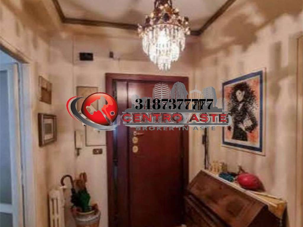 appartamento in vendita a Roma in zona Ostiense