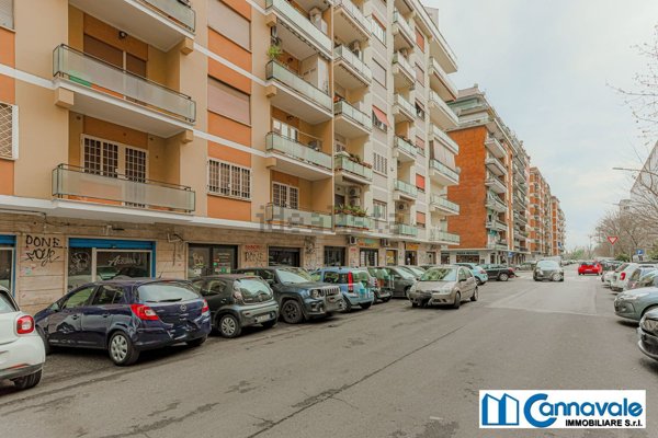 negozio in vendita a Roma in zona Prenestino-Labicano