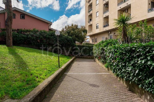 appartamento in vendita a Roma in zona Casalotti