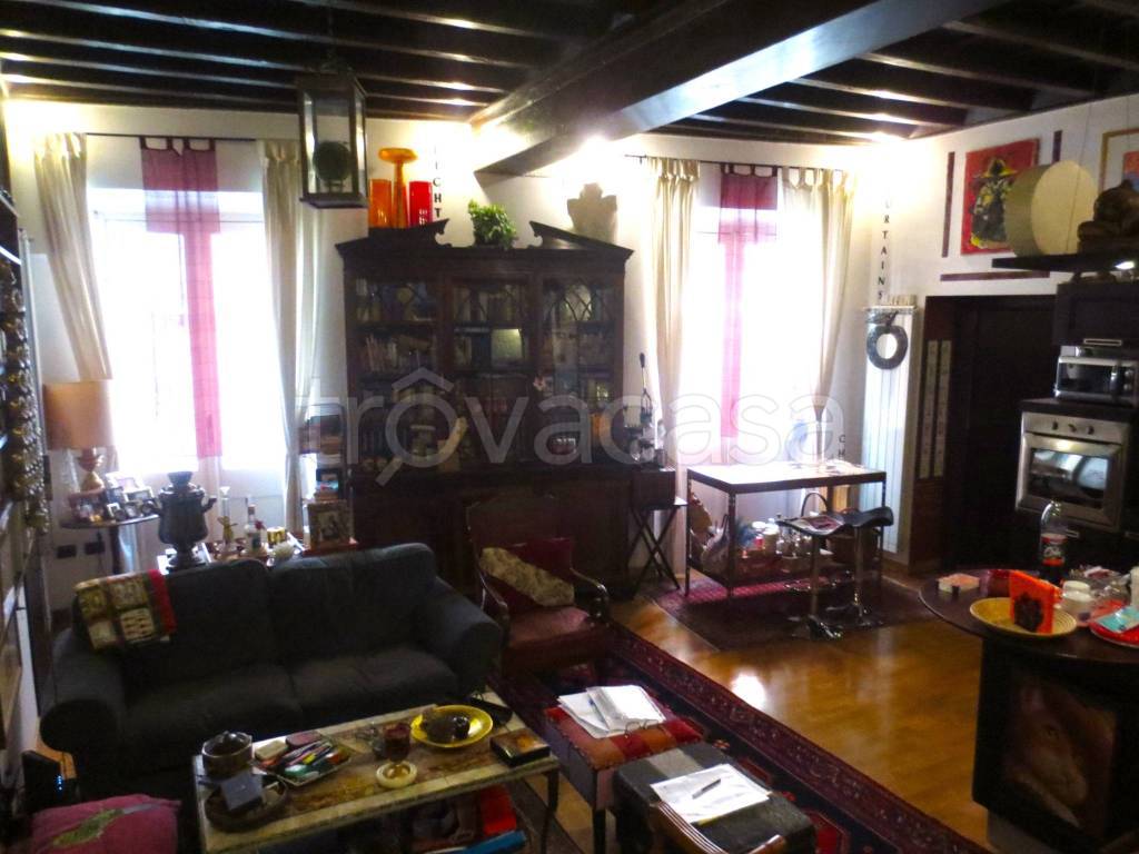 appartamento in vendita a Roma in zona Campo Marzio